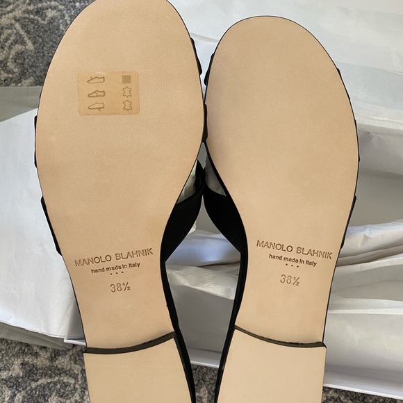 Manolo Blahnik Iluna buckle slide - Picture 5 of 5